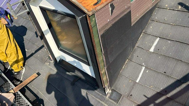 解体中の鳩小屋